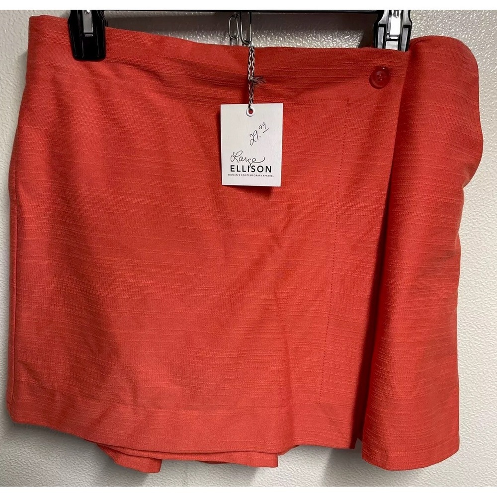 NWT Ellison Women's Size Large Orange‎ Shorts